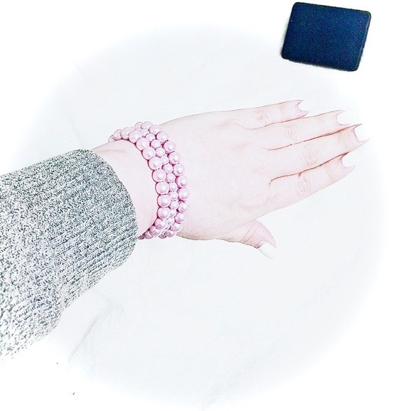 🆕3pc LUXE Stackable Faux Pink Pearl Bracelet Set
Handmade Power Stretch Layered - Picture 7 of 15